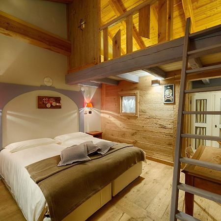 ホテル Les Plaisirs D'Antan Jovencan 部屋 写真
